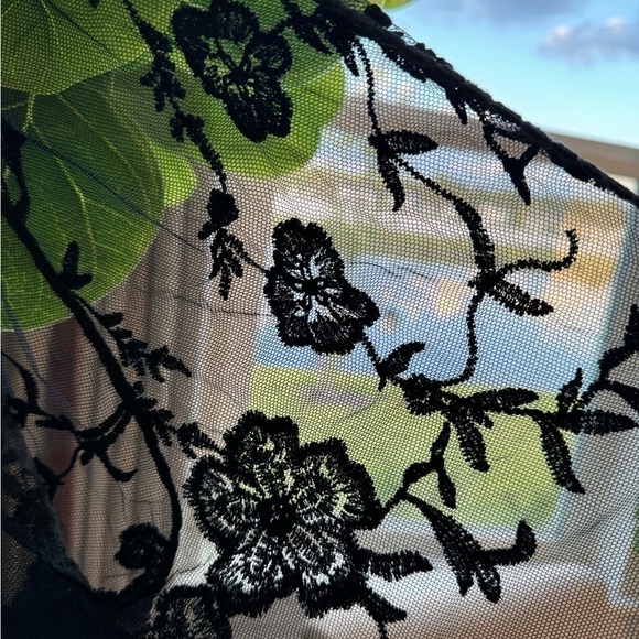 Adiva Coverup Size L Black - Picture 4 of 5